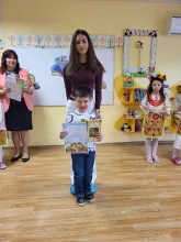проект Дари стара книжка-заедно създаваме свят от приказки