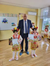 проект Дари стара книжка-заедно създаваме свят от приказки